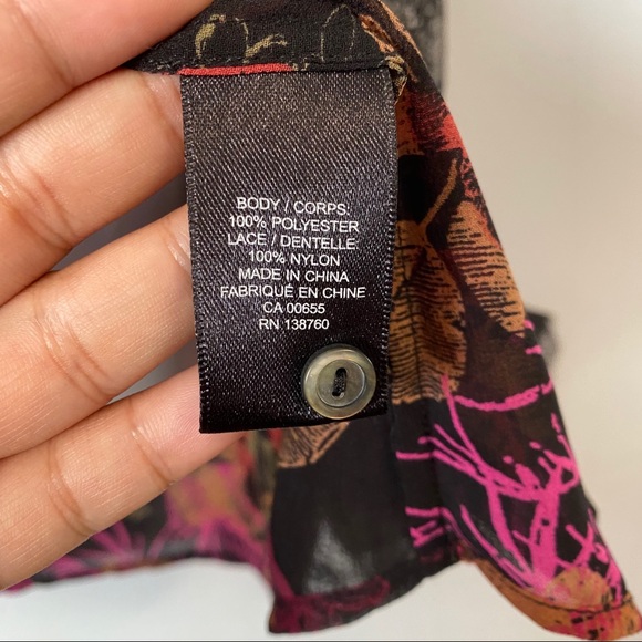 Floral Lace Blouse - Picture 9 of 10